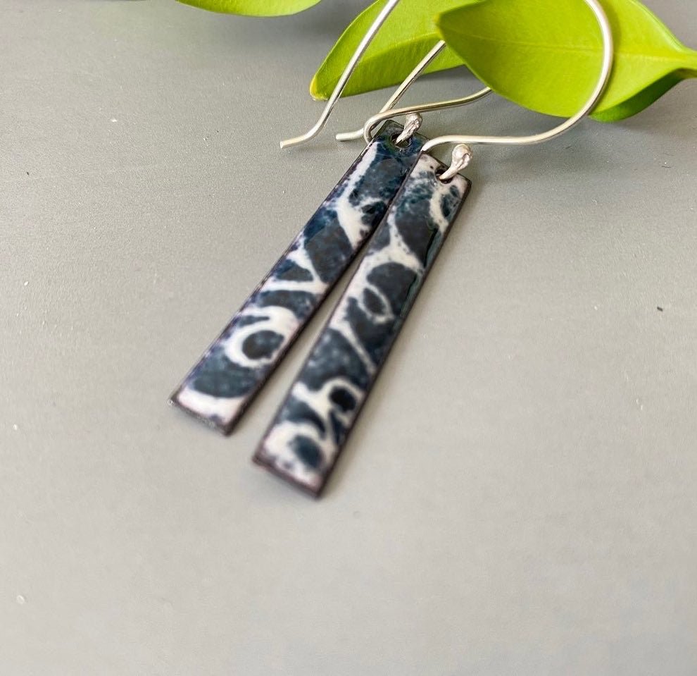 Swirly Enamel Bar Earrings - MaisyPlum