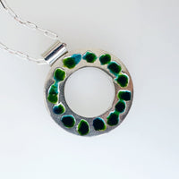flaatlay-silver-circle-necklace-with-green-enamel
