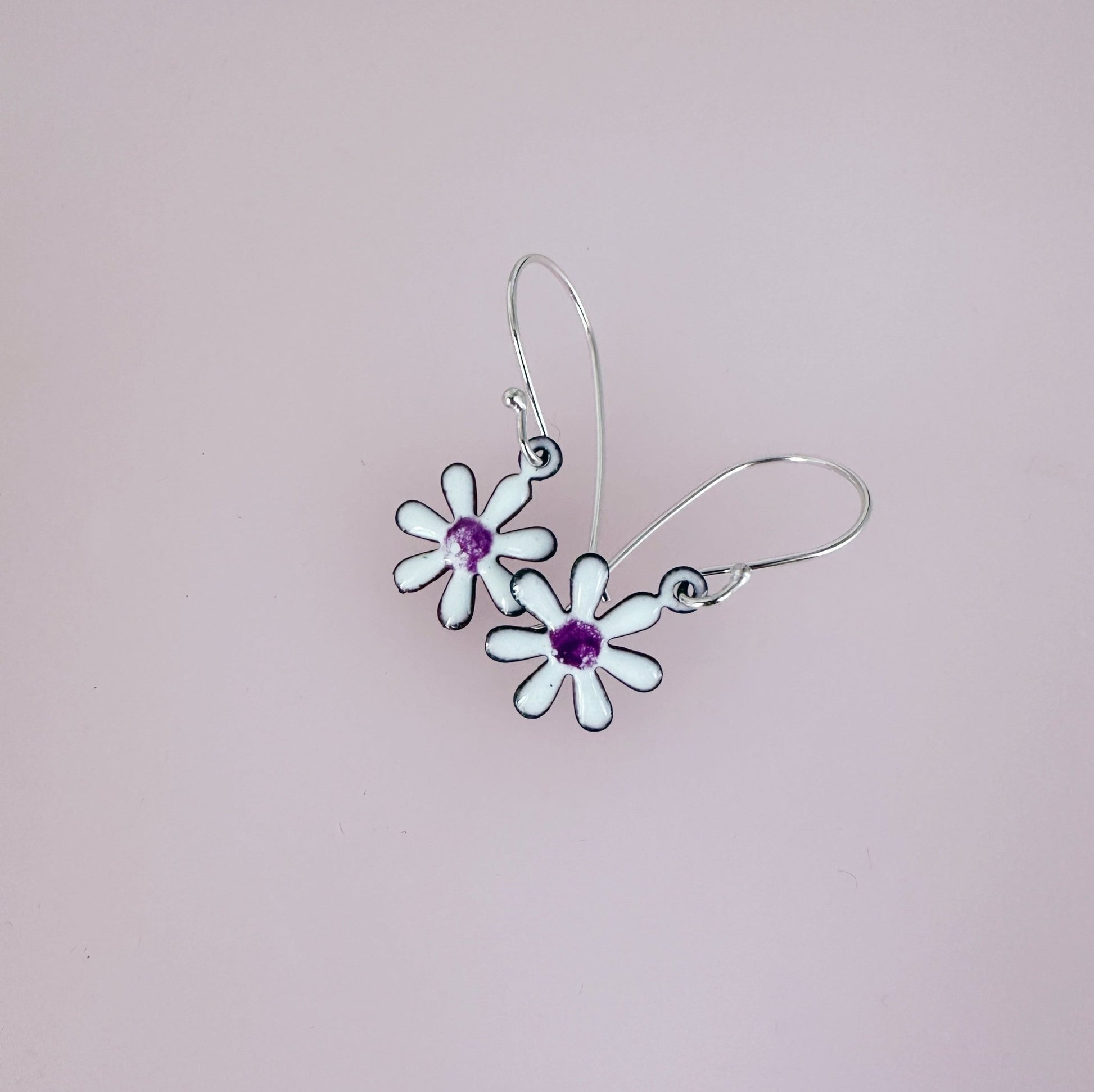 Raspberry Pink Enamel Daisy Earrings: Blooms Collection - MaisyPlum