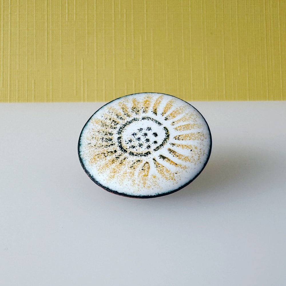 Sunflower Enamel Brooch Pin - MaisyPlum
