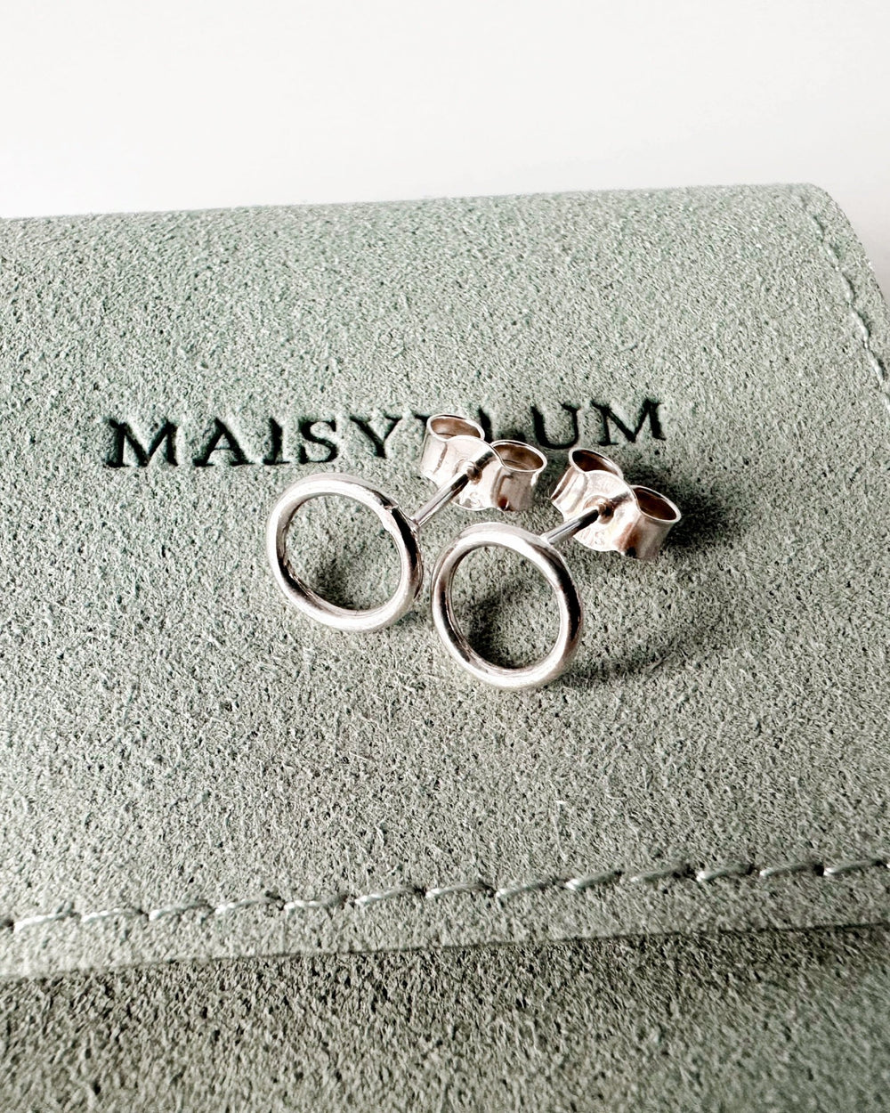 Tiny Sterling Silver Circle Earrings - MaisyPlum