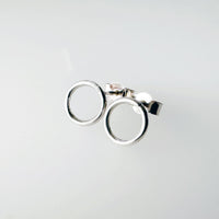 Tiny Sterling Silver Circle Earrings - MaisyPlum