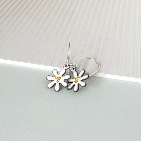 Daisy Drop Earrings - MaisyPlum